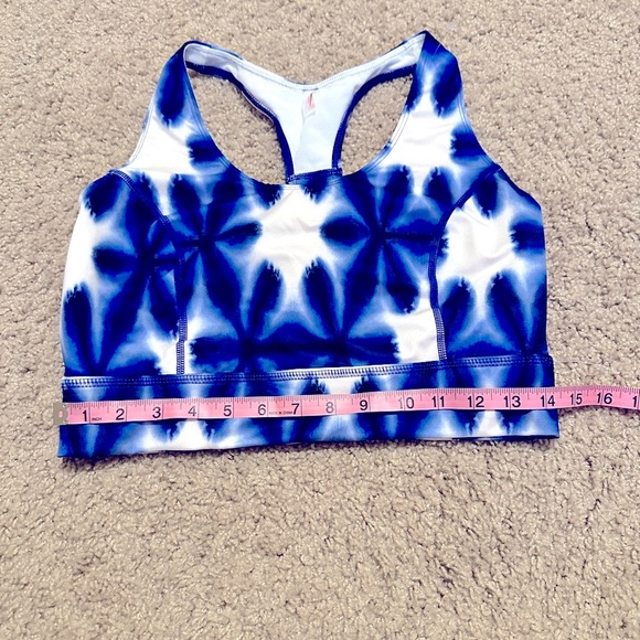 🥰Free People Movement Synergy Blue Tie Dye Sports Bra Size L - Picture 2 of 3